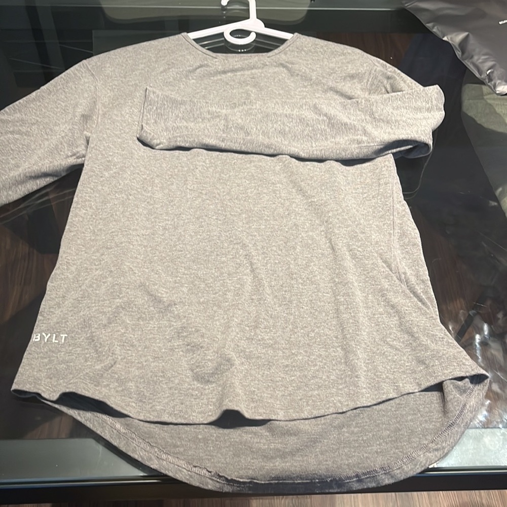 BYLT long sleeve gray drop cut shirt. LARGE